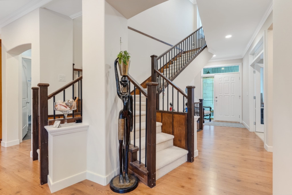 305fc83a-175b-4fbc-b851-f09c7de67268