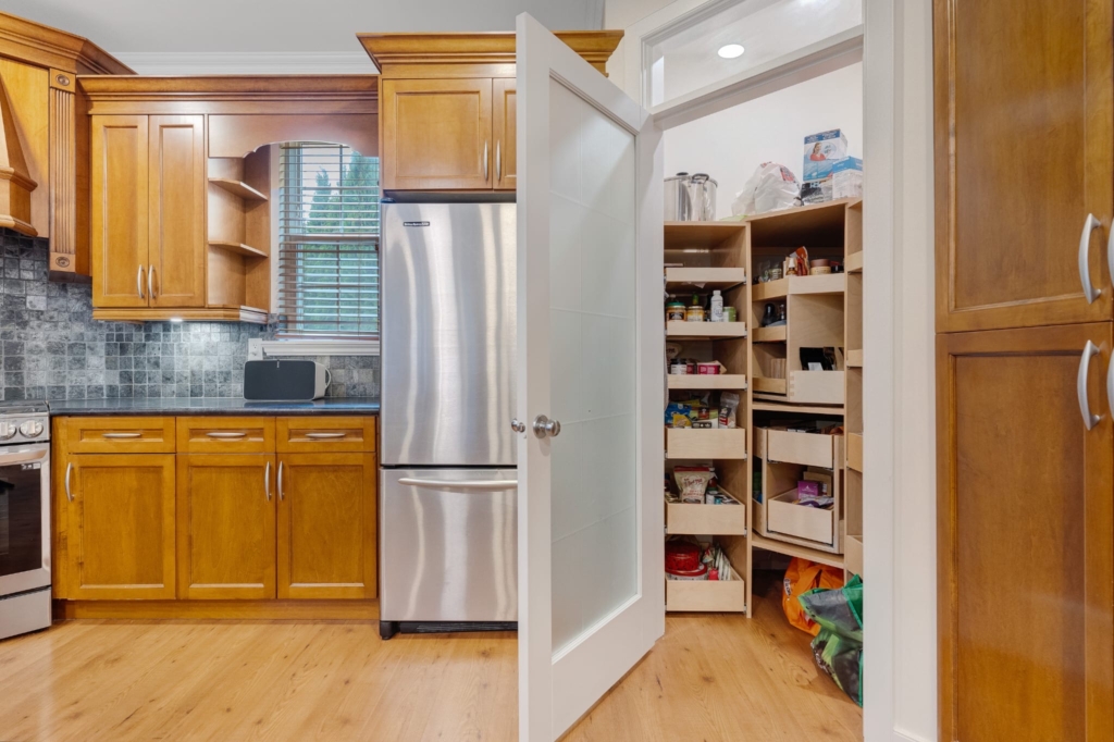 5a971f48-ca87-4b80-b9a7-f32c5b9c8560