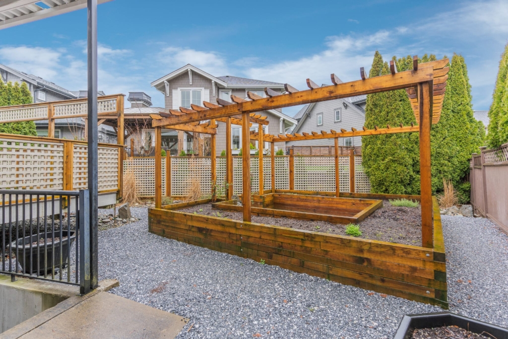 8419092e-b998-4a67-ba6e-4a78d45d9411