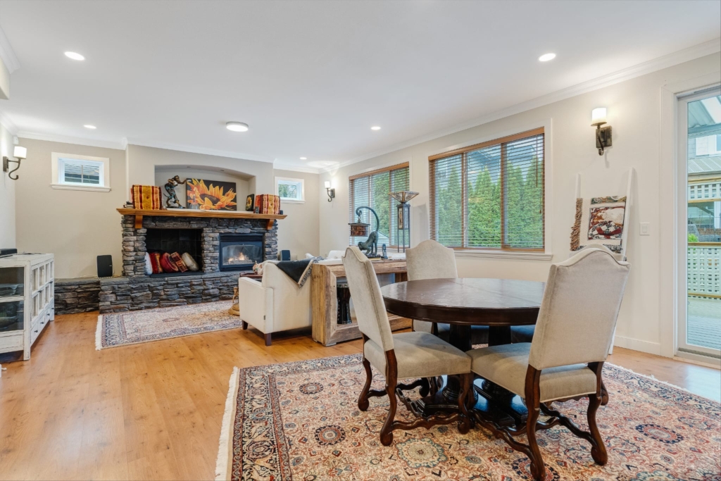 8913723b-4a9f-46d2-8975-5cbc3c729e63